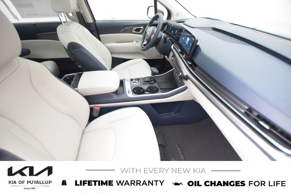 new 2026 Kia Carnival car, priced at $50,195