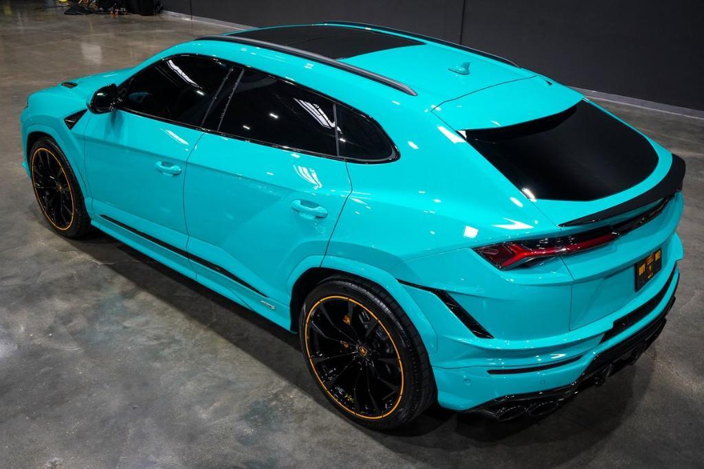 used 2024 Lamborghini Urus car, priced at $300,988