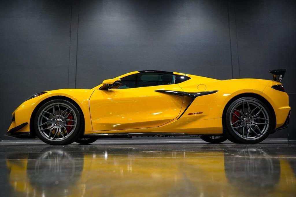 used 2025 Chevrolet Corvette car, priced at $139,989