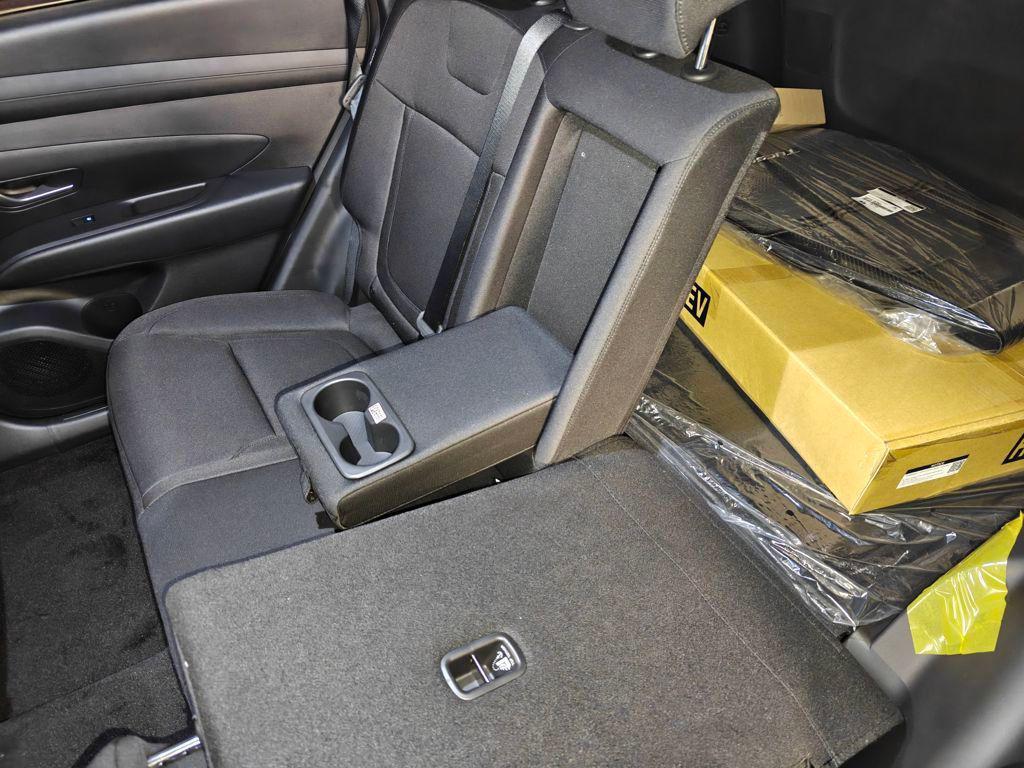 new 2026 Hyundai TUCSON Hybrid car, priced at $35,033