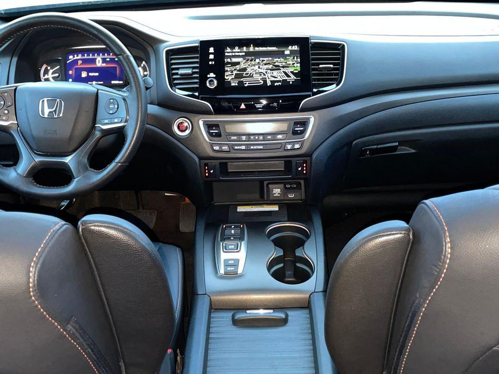 used 2022 Honda Passport car, priced at $25,788