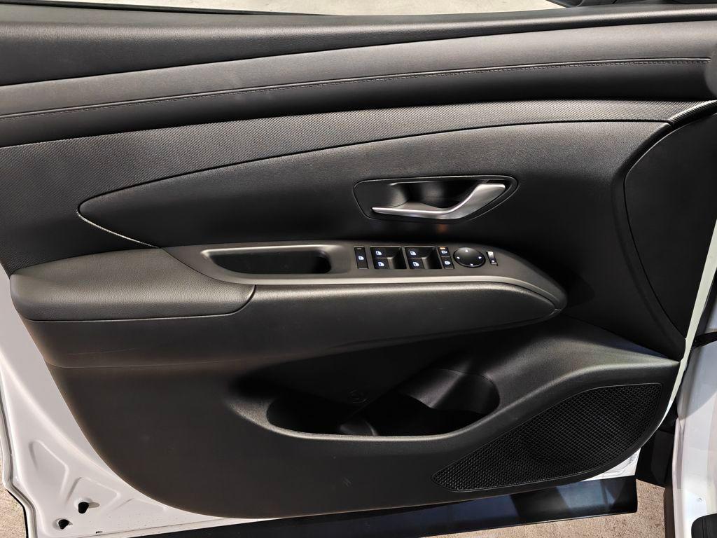 new 2026 Hyundai TUCSON Hybrid car, priced at $32,069