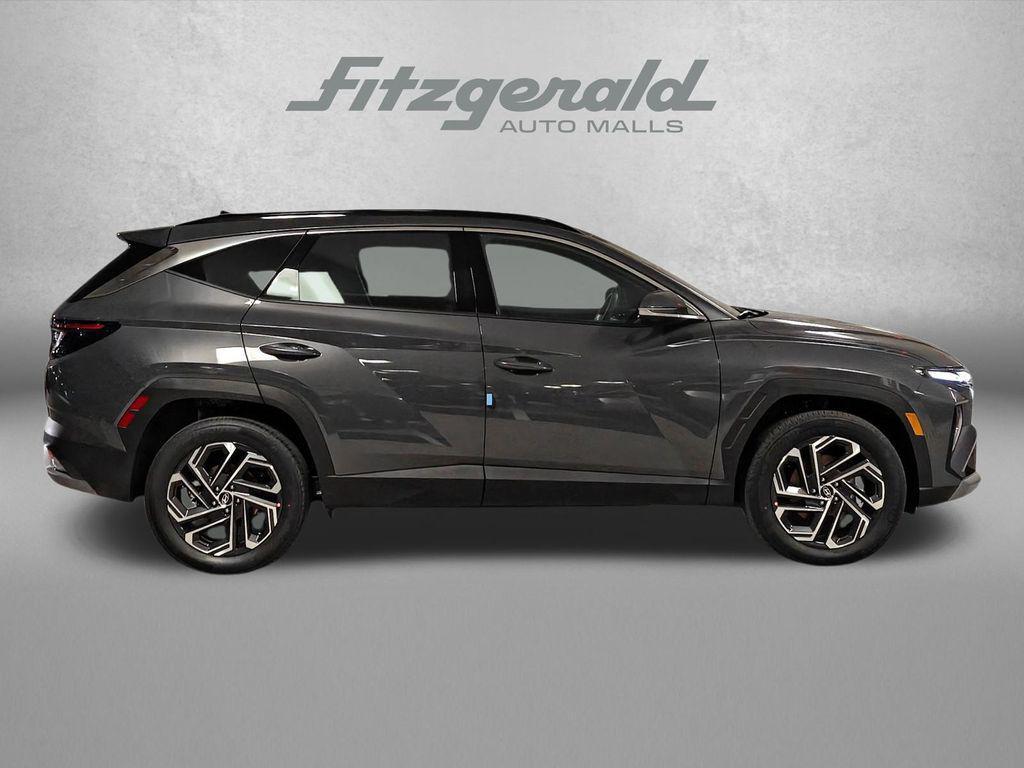 new 2026 Hyundai TUCSON Hybrid car, priced at $41,017
