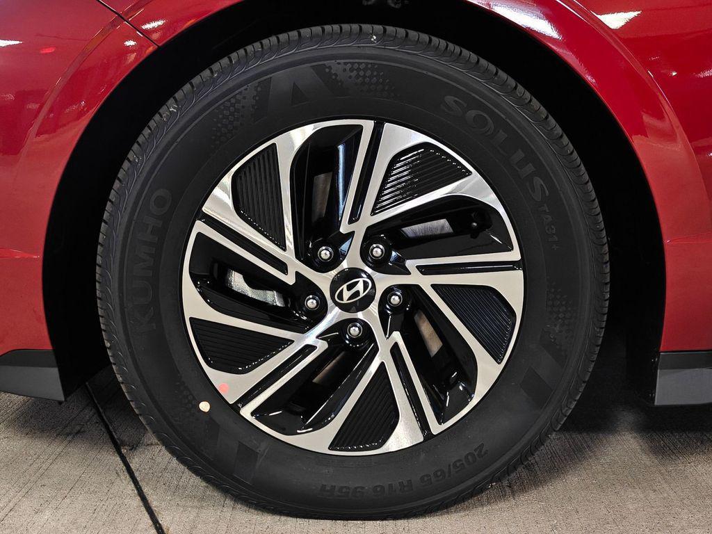 new 2026 Hyundai Sonata Hybrid car, priced at $30,331