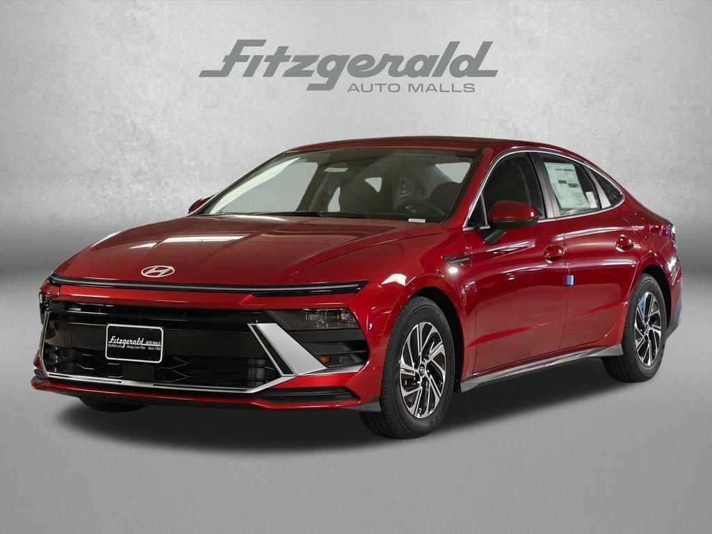 new 2026 Hyundai Sonata Hybrid car, priced at $30,331