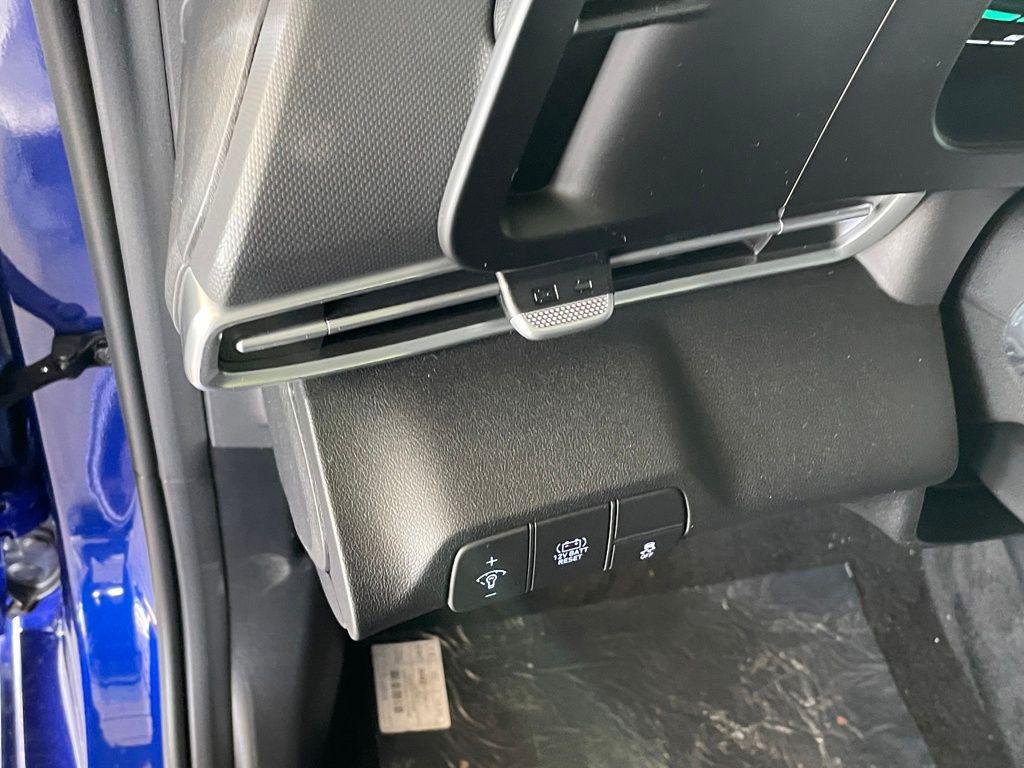 new 2026 Hyundai ELANTRA HEV car, priced at $26,160