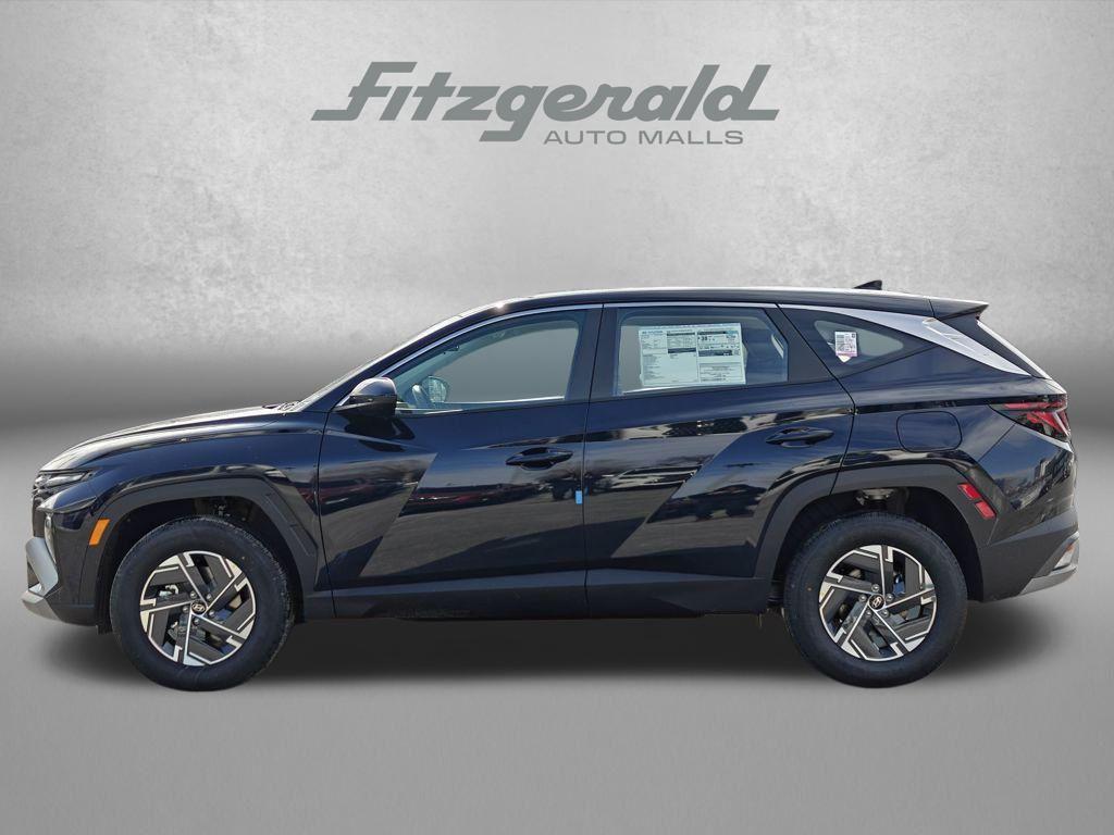 new 2026 Hyundai TUCSON Hybrid car, priced at $31,541