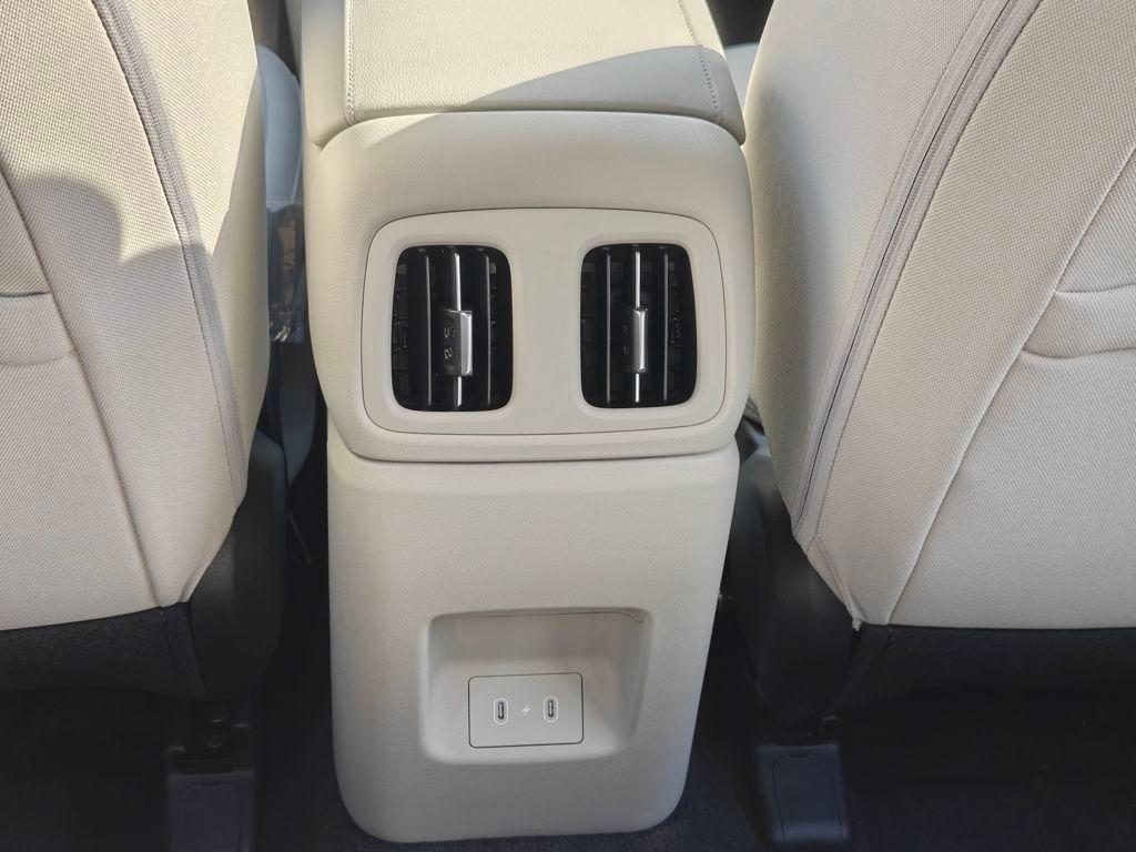 new 2026 Hyundai TUCSON Hybrid car, priced at $31,541