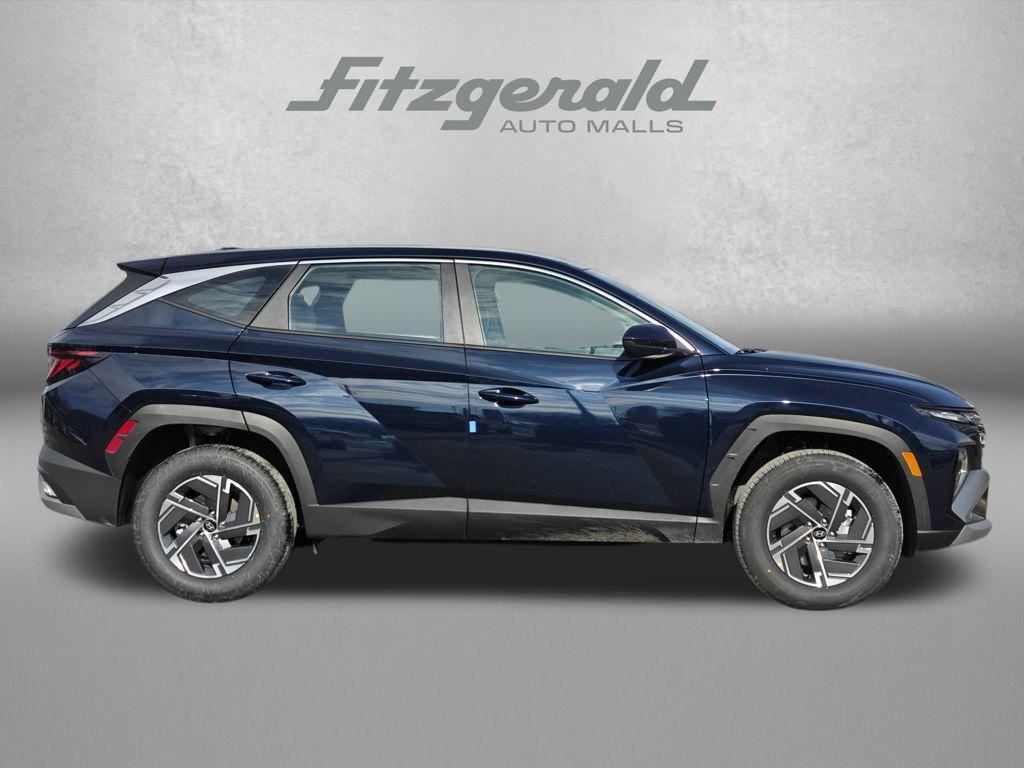 new 2026 Hyundai TUCSON Hybrid car, priced at $31,541