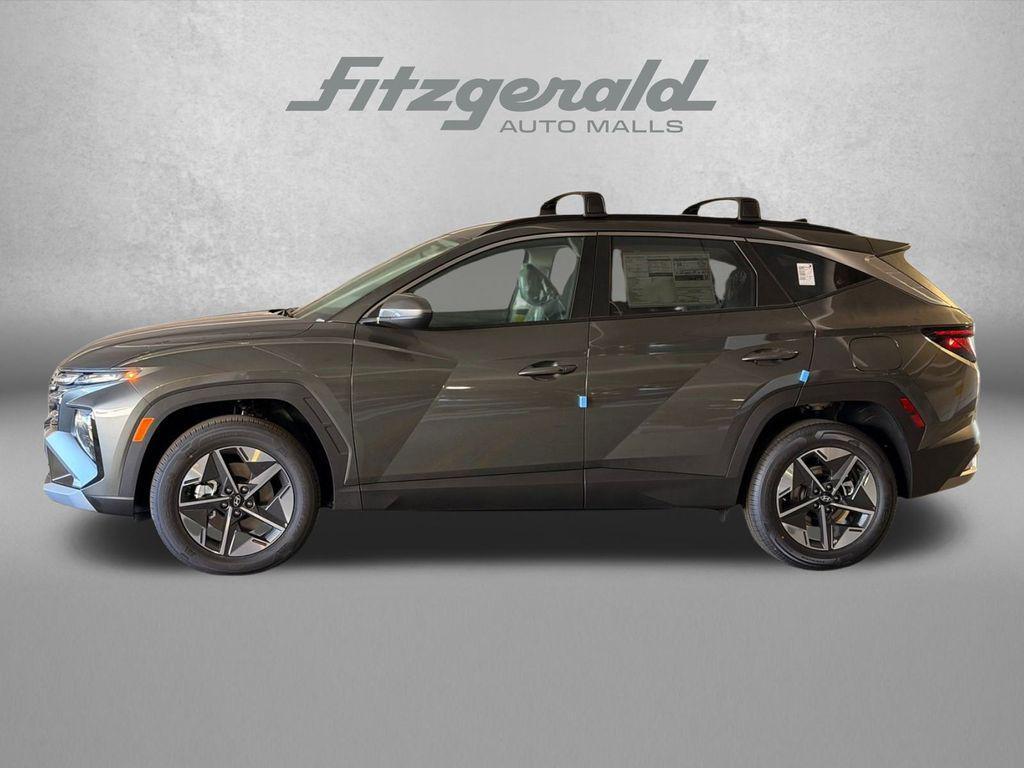 new 2026 Hyundai TUCSON Hybrid car, priced at $32,910