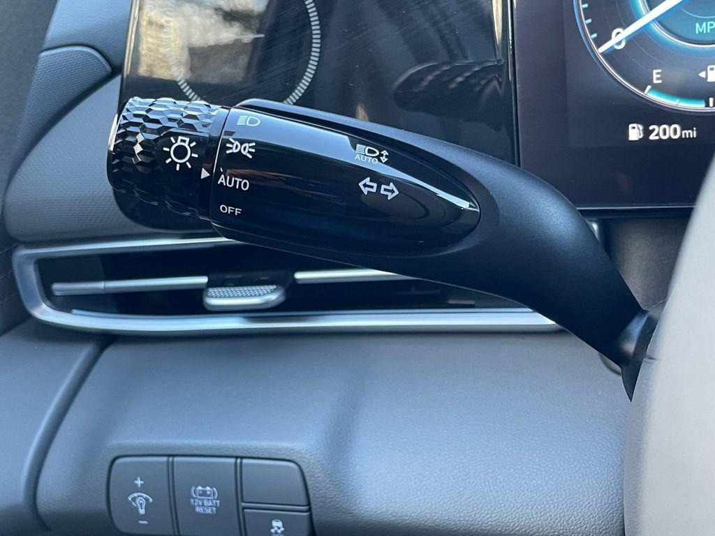 used 2024 Hyundai ELANTRA HEV car, priced at $22,888