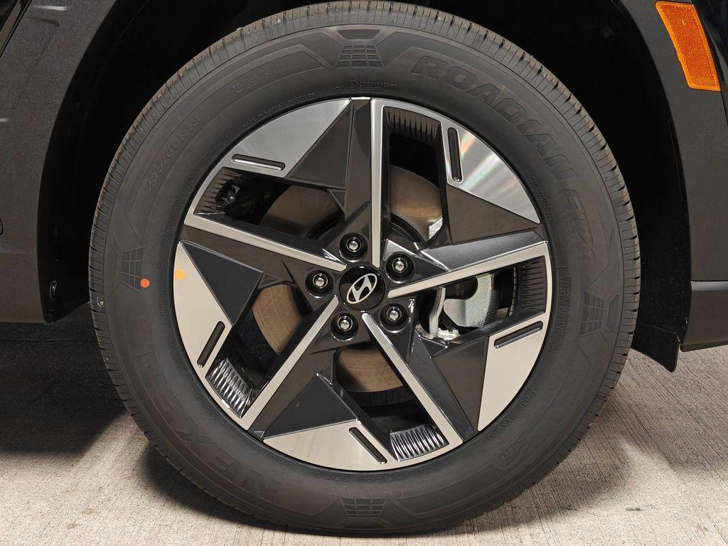 new 2026 Hyundai TUCSON Hybrid car, priced at $32,970