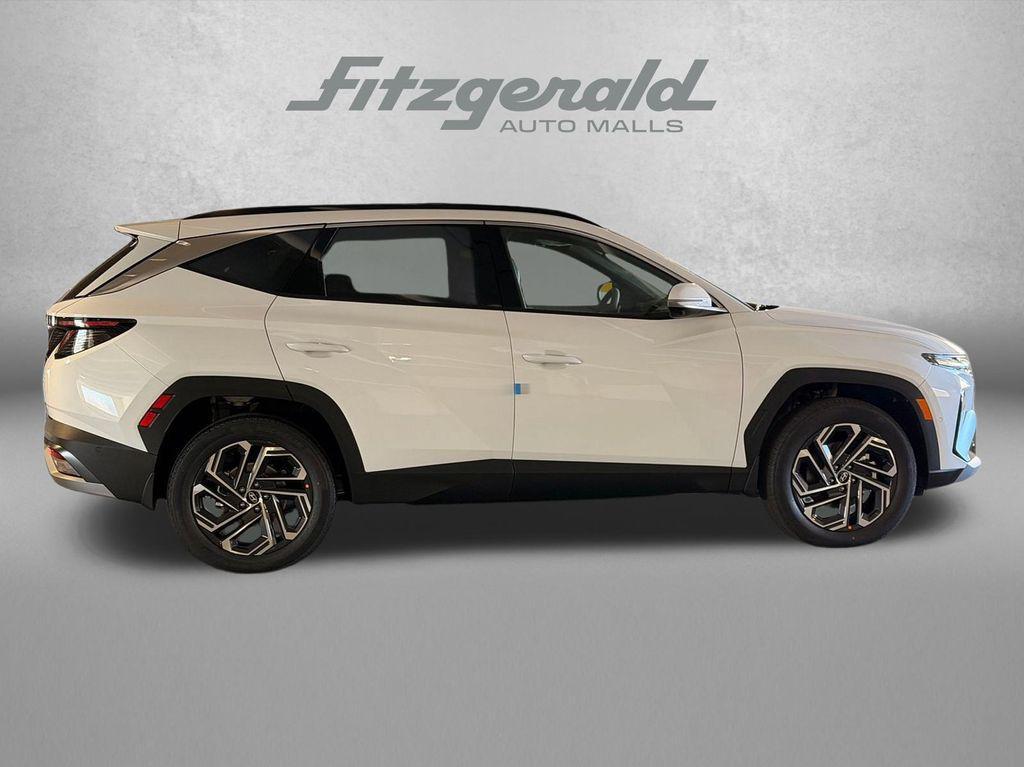 new 2026 Hyundai TUCSON Hybrid car, priced at $41,522