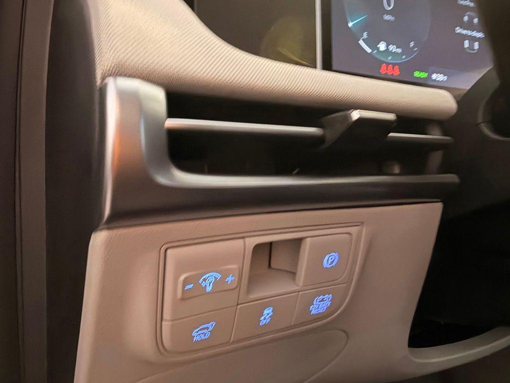 new 2026 Hyundai TUCSON Hybrid car, priced at $41,522