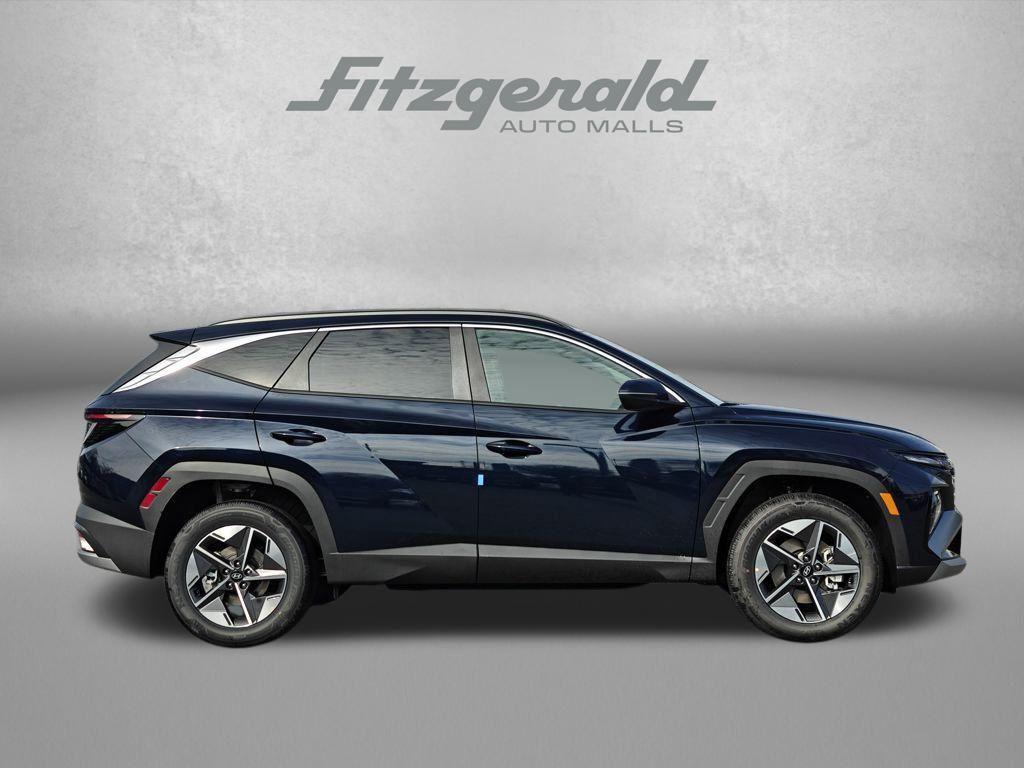 new 2026 Hyundai TUCSON Hybrid car, priced at $33,965