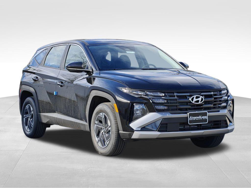new 2026 Hyundai TUCSON Hybrid car, priced at $33,041