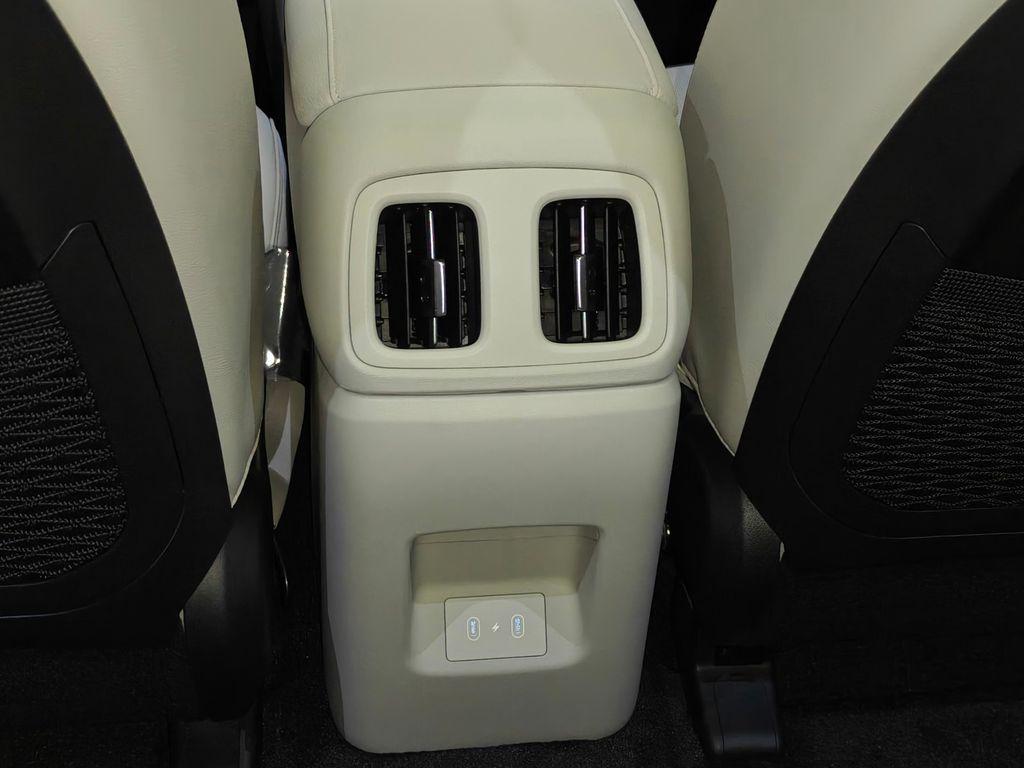 new 2026 Hyundai TUCSON Hybrid car, priced at $42,624