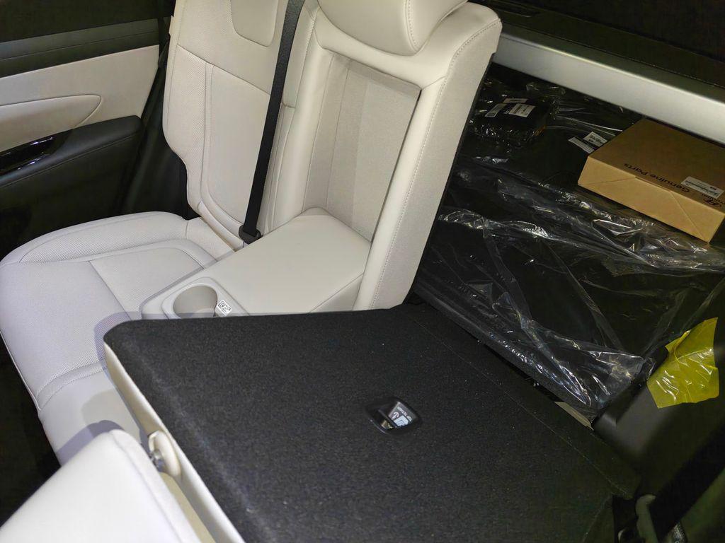 new 2026 Hyundai TUCSON Hybrid car, priced at $40,960