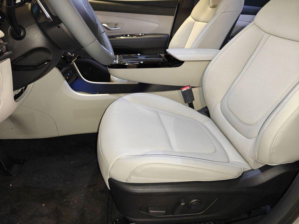 new 2026 Hyundai TUCSON Hybrid car, priced at $40,960