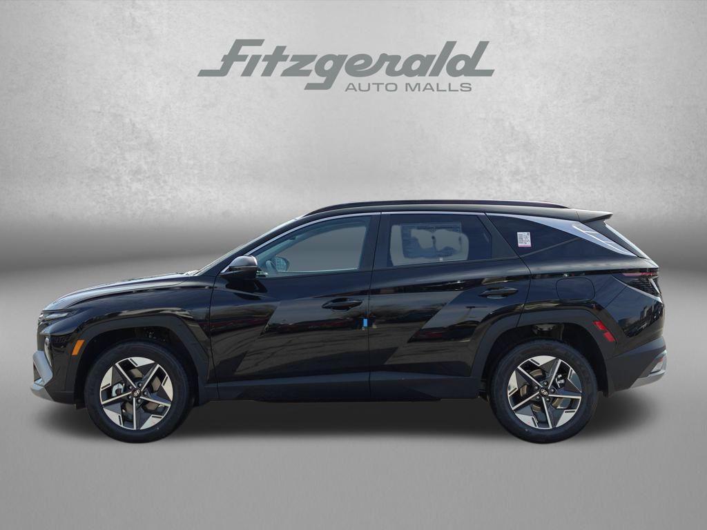 new 2026 Hyundai TUCSON Hybrid car, priced at $33,960