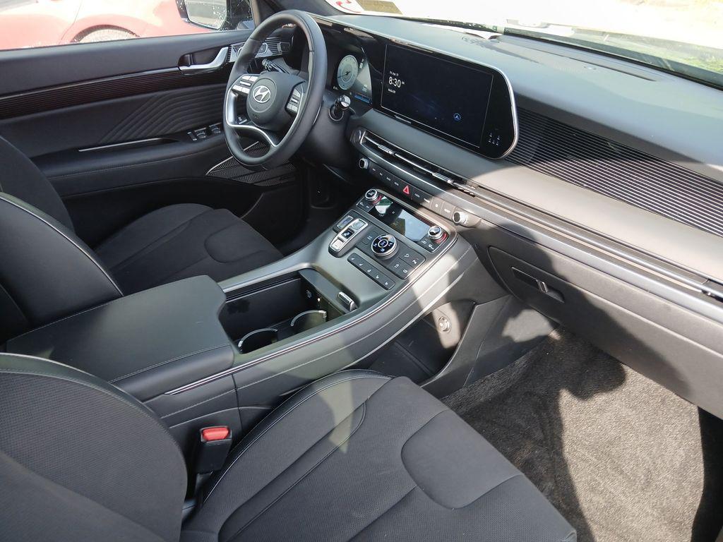 used 2025 Hyundai Palisade car, priced at $47,587