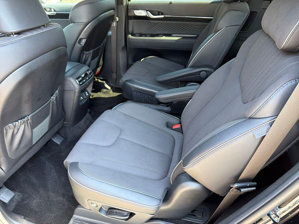 used 2025 Hyundai Palisade car, priced at $47,587
