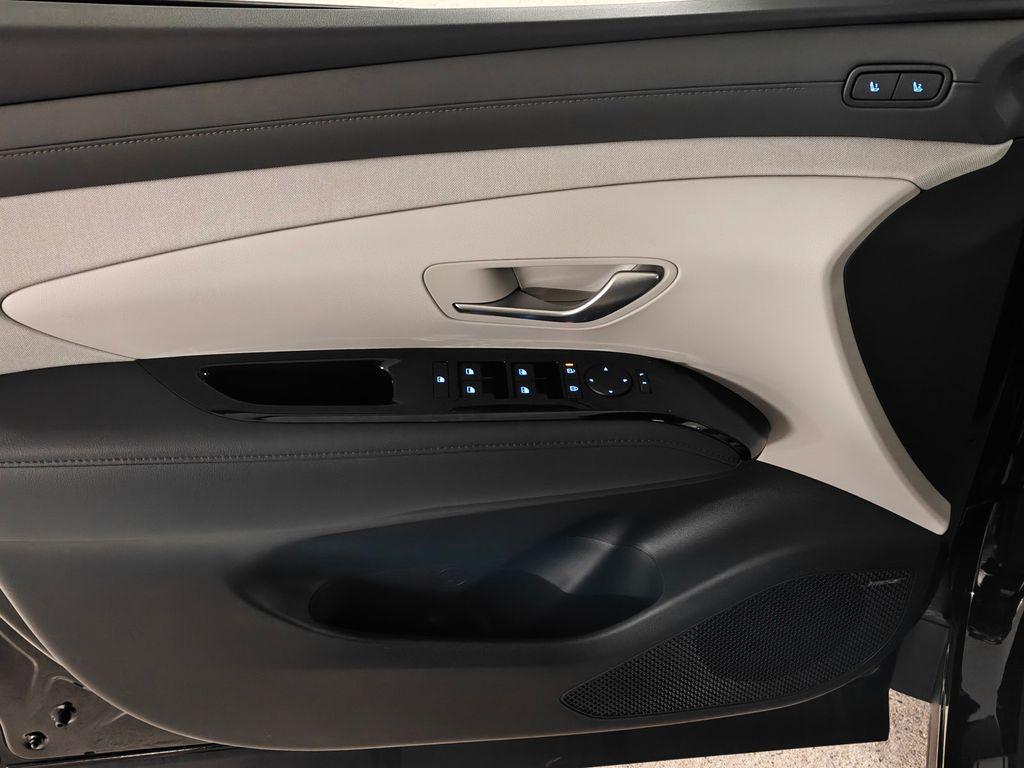 new 2026 Hyundai TUCSON Hybrid car, priced at $40,848