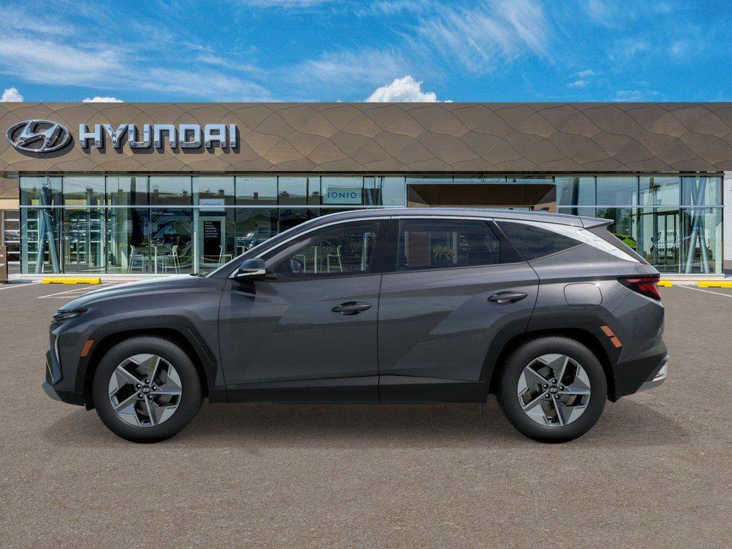 new 2026 Hyundai TUCSON Hybrid car, priced at $32,970