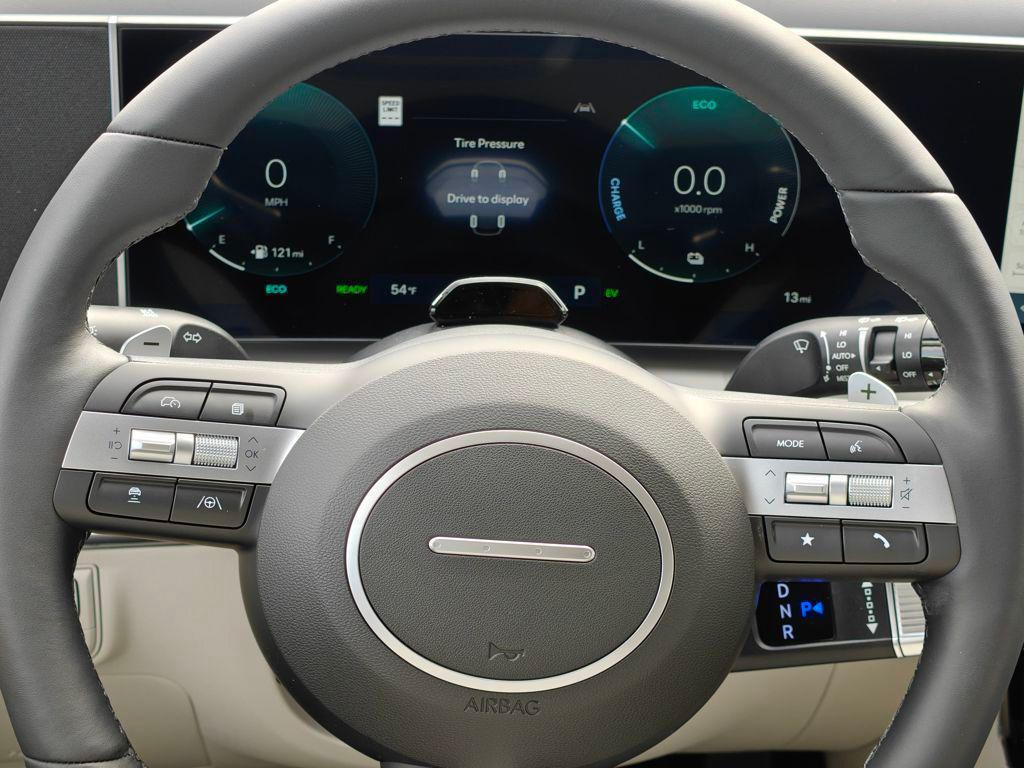 new 2026 Hyundai TUCSON Hybrid car, priced at $41,021