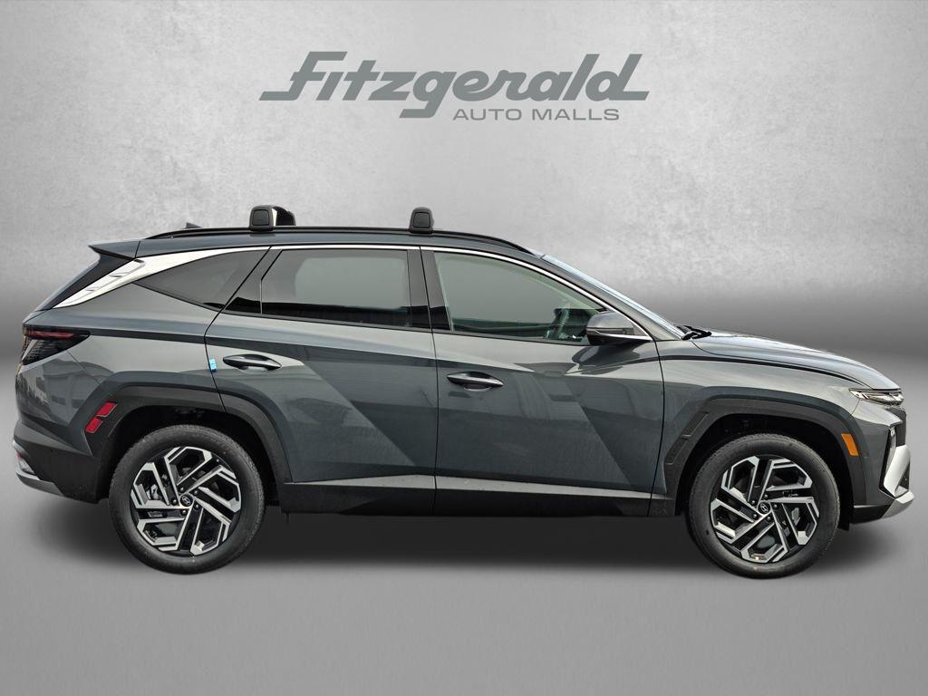 new 2026 Hyundai TUCSON Hybrid car, priced at $41,021