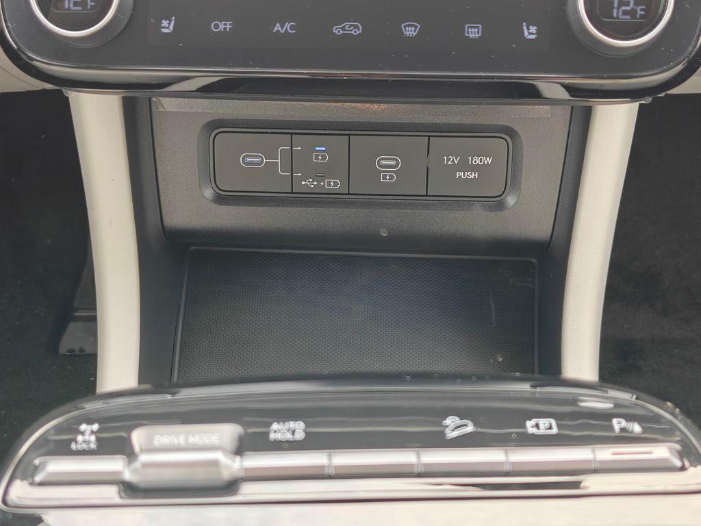 new 2026 Hyundai TUCSON Hybrid car, priced at $41,021