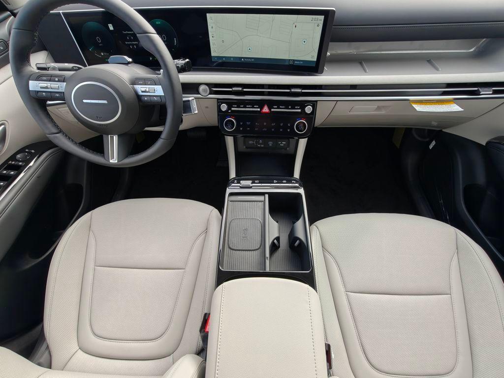 new 2026 Hyundai TUCSON Hybrid car, priced at $41,021