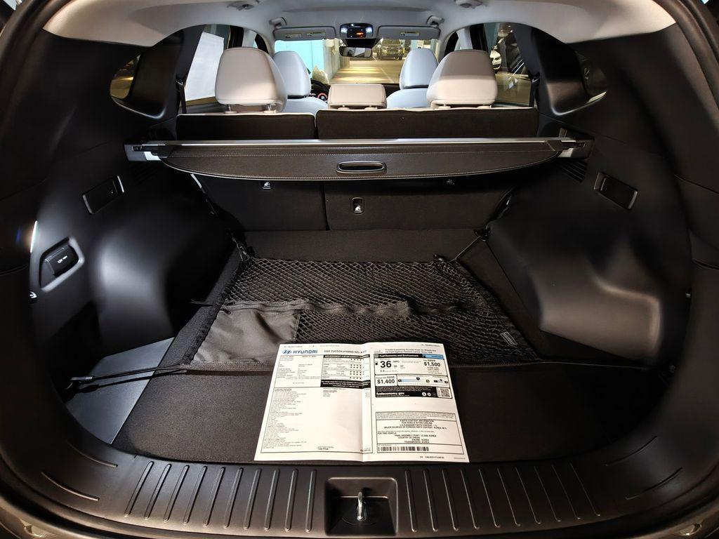 new 2026 Hyundai TUCSON Hybrid car, priced at $34,072