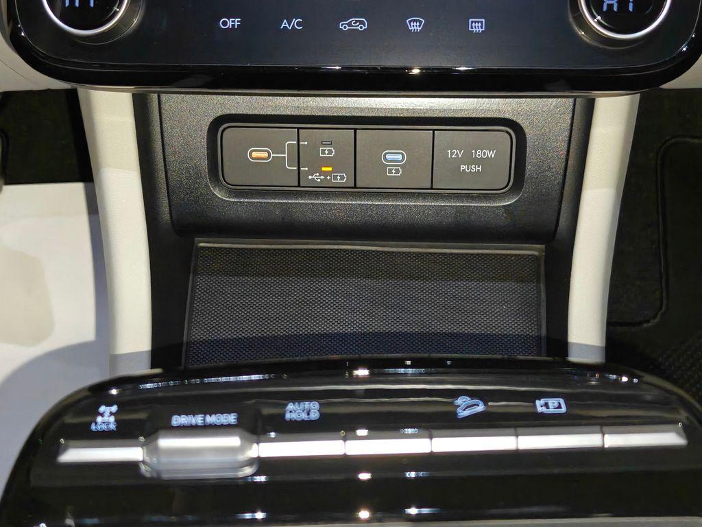 new 2026 Hyundai TUCSON Hybrid car, priced at $34,072