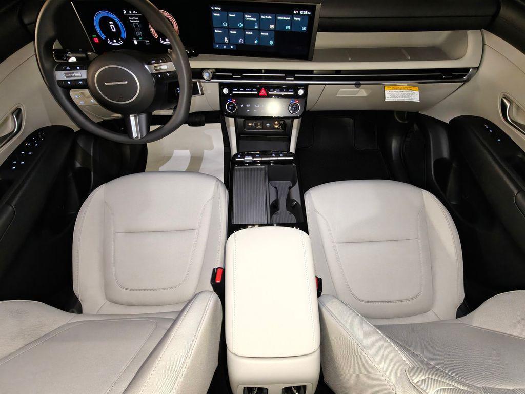 new 2026 Hyundai TUCSON Hybrid car, priced at $34,072