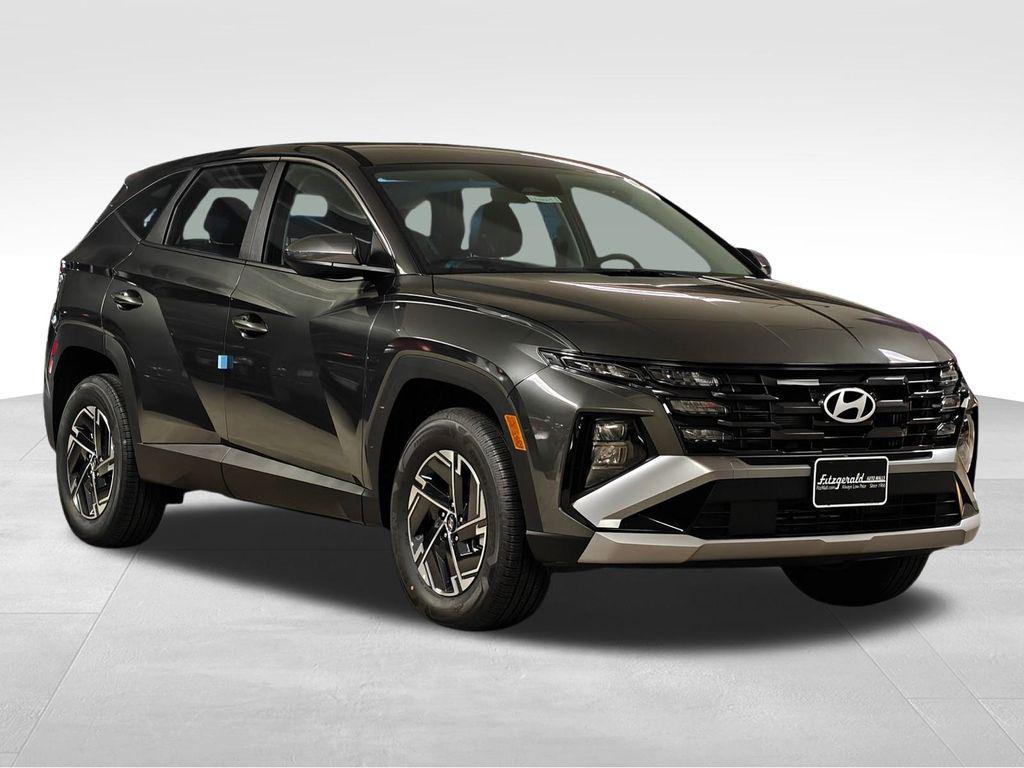 new 2026 Hyundai TUCSON Hybrid car, priced at $33,041