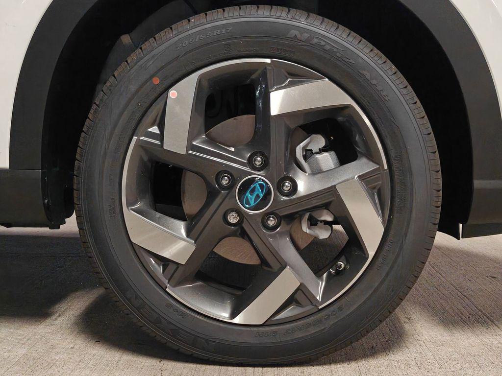 new 2025 Hyundai Venue car, priced at $23,816