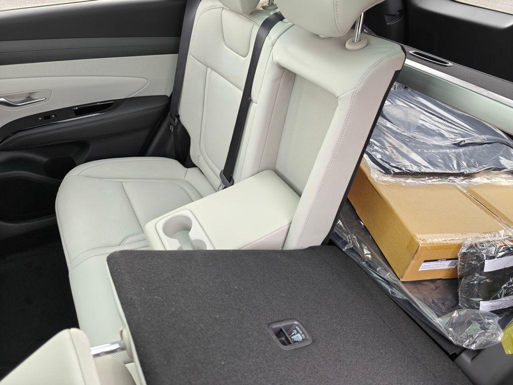 new 2026 Hyundai TUCSON Hybrid car, priced at $40,999