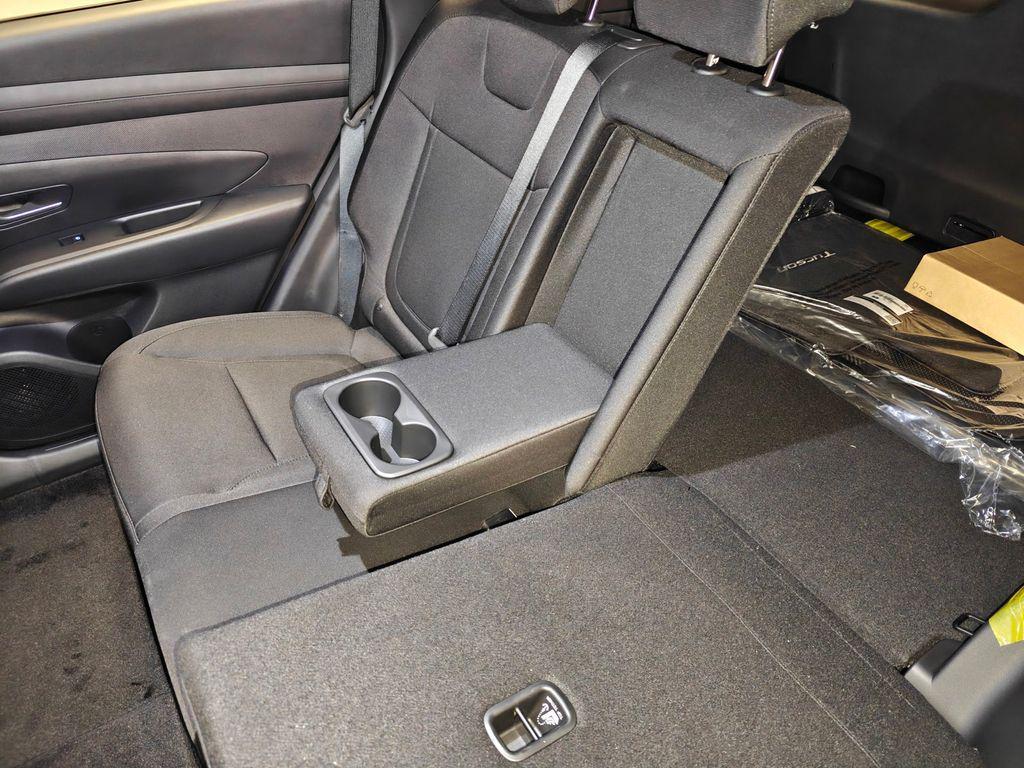 new 2026 Hyundai TUCSON Hybrid car, priced at $34,595