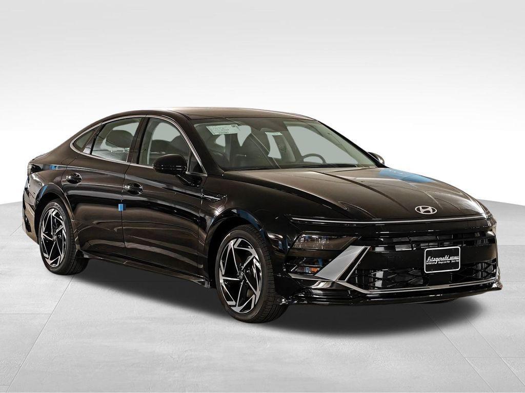 new 2026 Hyundai Sonata car, priced at $30,810