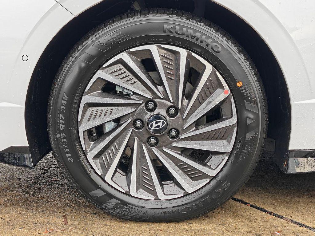 new 2026 Hyundai Sonata Hybrid car, priced at $39,256