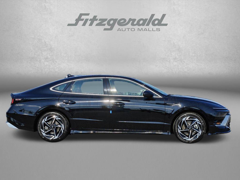 new 2026 Hyundai Sonata car, priced at $31,294