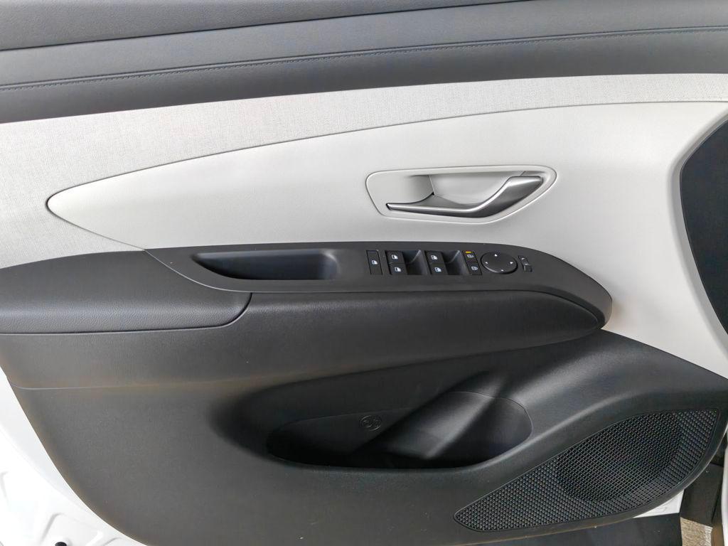 new 2026 Hyundai TUCSON Hybrid car, priced at $34,361