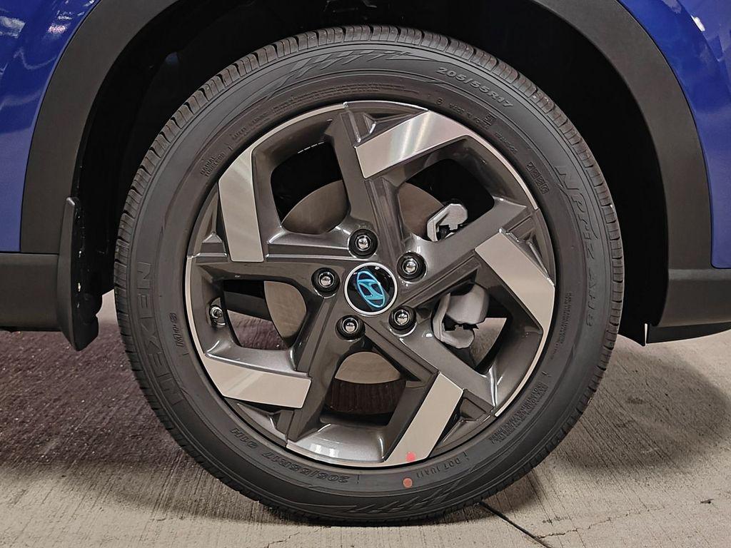 new 2025 Hyundai Venue car, priced at $22,555