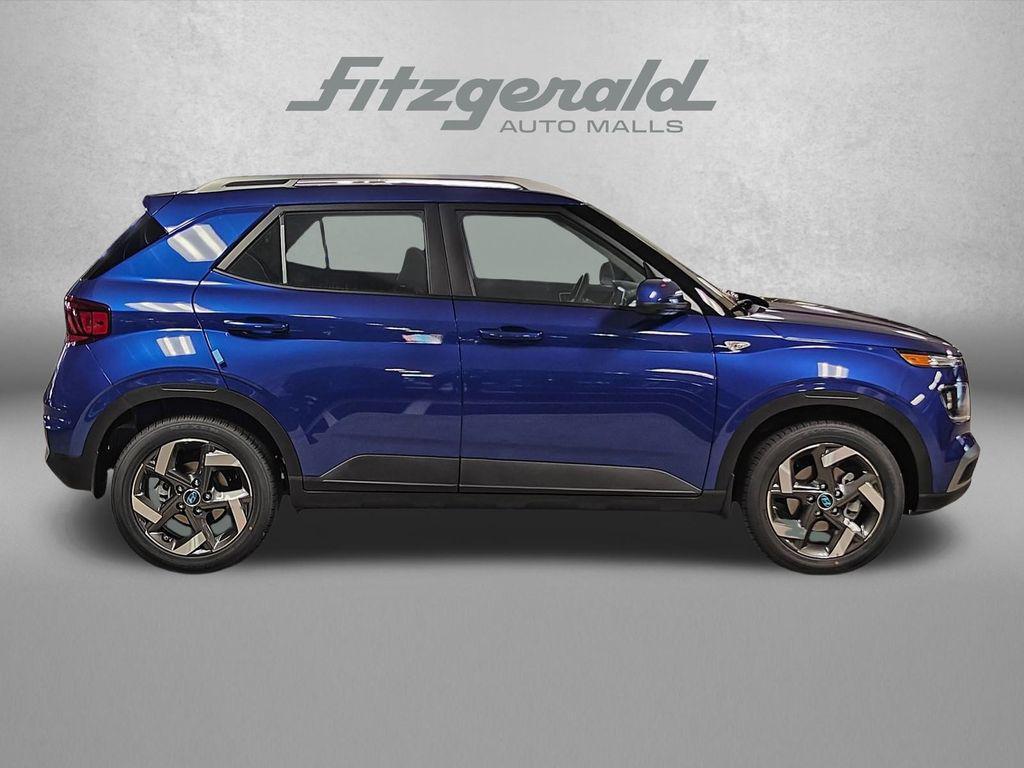 new 2025 Hyundai Venue car, priced at $22,555