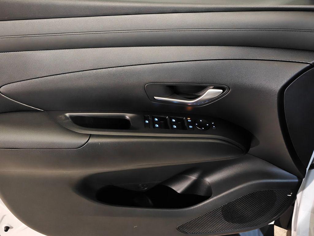 new 2026 Hyundai TUCSON Hybrid car, priced at $32,030