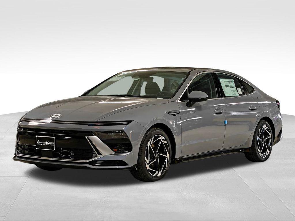 new 2026 Hyundai Sonata car, priced at $30,817