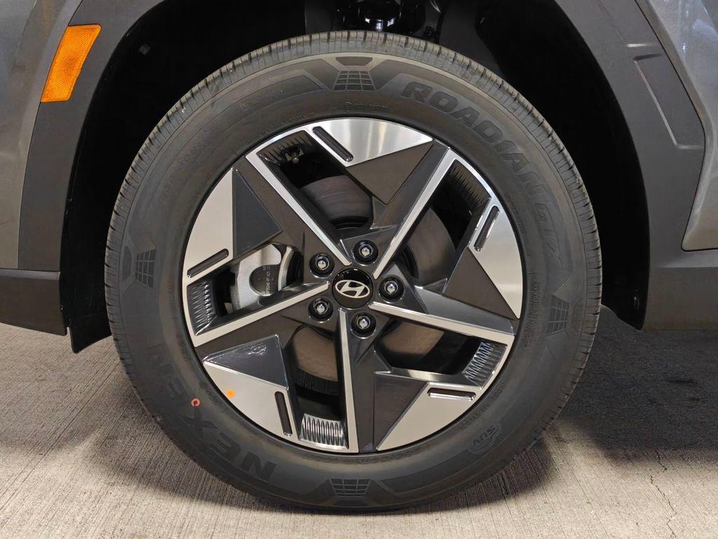 new 2026 Hyundai TUCSON Hybrid car, priced at $32,980