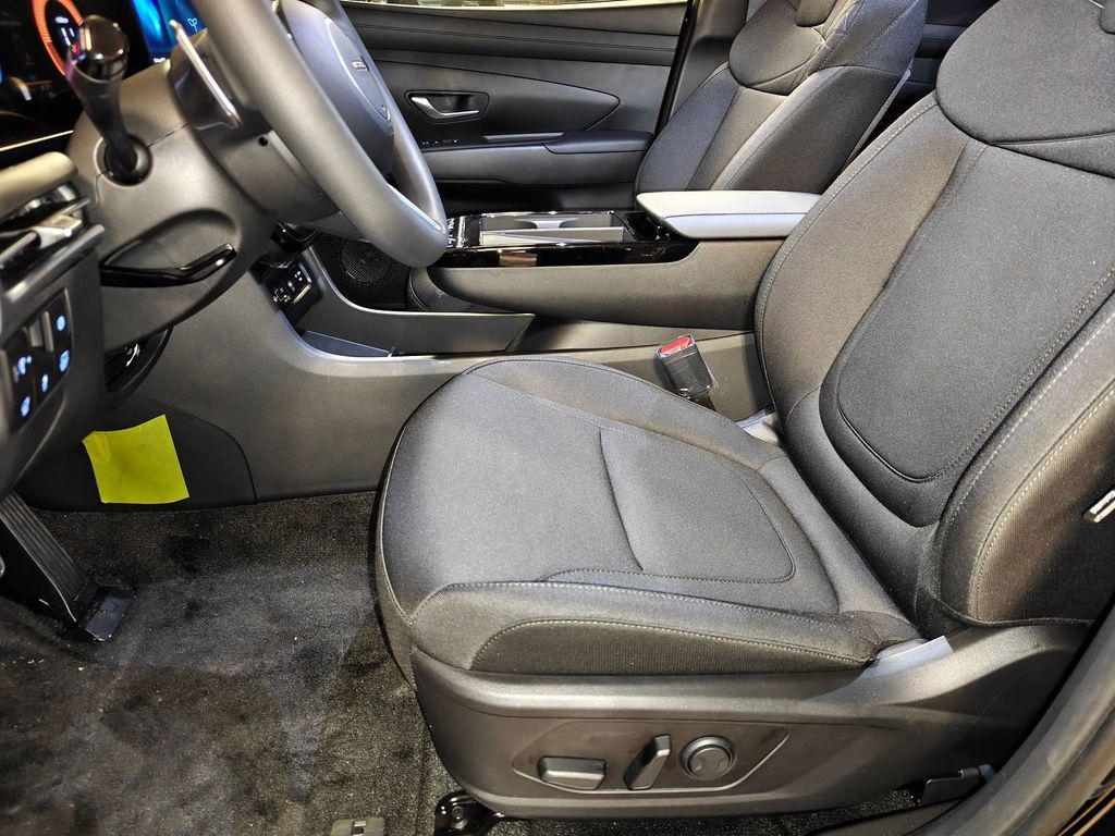 new 2026 Hyundai TUCSON Hybrid car, priced at $32,970