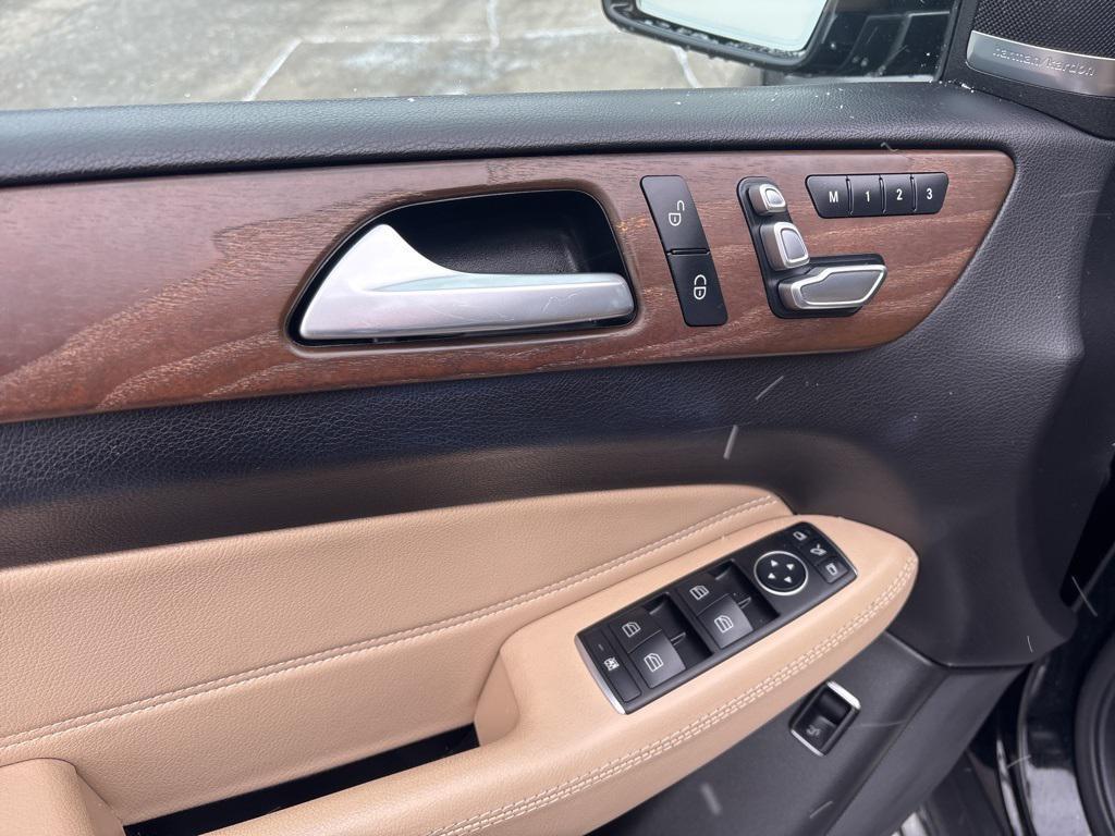 used 2017 Mercedes-Benz GLE 350 car, priced at $19,899